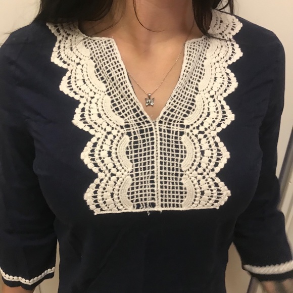 Crown & Ivy Beach Navy Blue Crochet Trim Tunic XS - Picture 2 of 11